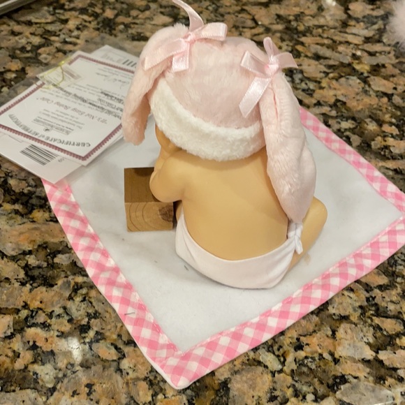 The Ashton-Drake Gallery “It’s Not Easy Being Cute” figure - Picture 4 of 5